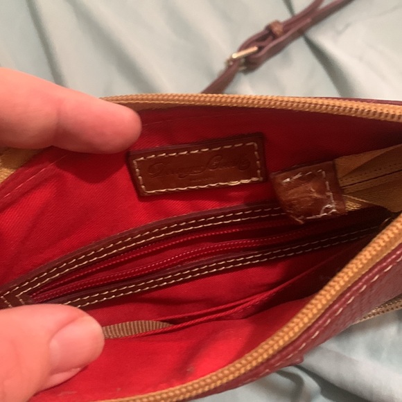 Rooney cross body perfect for a pop of color - Picture 3 of 5